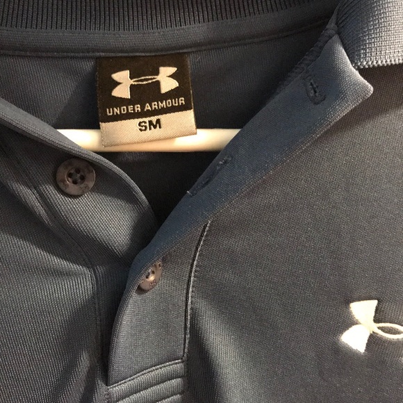 Under armor golf polo - Picture 2 of 3
